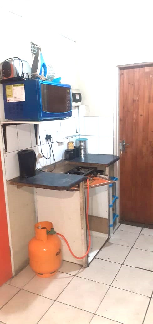 2 Bedroom Property for Sale in Devon Park Western Cape